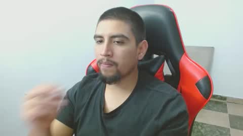 Snapshot of hot__husbands chatting on November 12, 3:29 am hot__husbands online show from November 12, 3:29 am