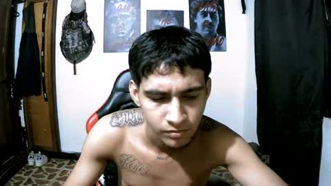 Snapshot of hot__mechanic chatting on July 19, 4:27 am hot__mechanic online show from July 19, 4:27 am