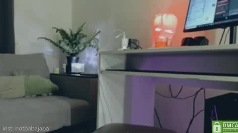   online show from February 8, 5:08 pm