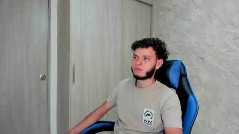 hot bad boy69 online show from April 16, 7:14 pm