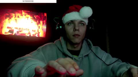 Hot boy 2002 online show from December 16, 10:45 pm