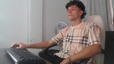 Salomon online show from January 13, 6:46 pm