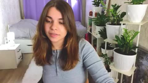 LiluCaroline online show from October 9, 4:38 pm