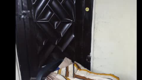 Coco online show from December 15, 9:30 pm