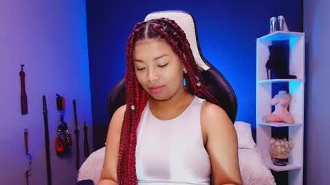 Snapshot of hot_chocolate_4u chatting on November 22, 12:15 pm hot chocolate 4u online show from November 22, 12:15 pm