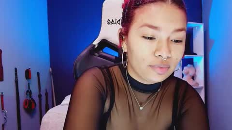 hot chocolate 4u online show from December 20, 12:23 pm