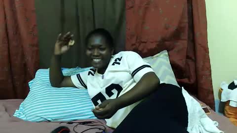 Milly online show from November 9, 5:11 pm