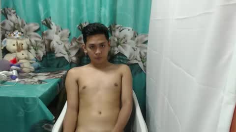 hot_dave69 online show from September 15, 9:15 pm