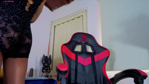 destinyk online show from April 16, 2:51 pm