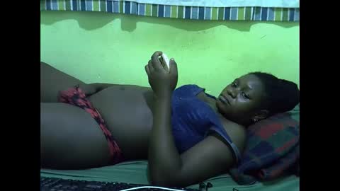 Snapshot of hot_girlly chatting on March 17, 7:06 pm hot_girlly online show from March 17, 7:06 pm