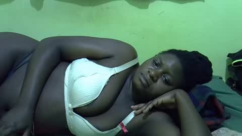 Snapshot of hot_girlly chatting on March 23, 5:39 pm hot_girlly online show from March 23, 5:39 pm