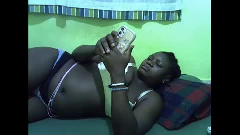 Snapshot of hot_girlly chatting on April 8, 6:13 am hot_girlly online show from April 8, 6:13 am