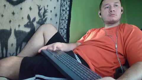 Snapshot of hot_guy36 chatting on June 18, 3:16 pm hot_guy36 online show from June 18, 3:16 pm