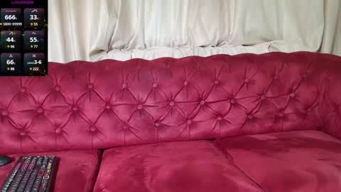 Snapshot of hot_hayde chatting on February 23, 5:56 am Aly online show from February 23, 5:56 am