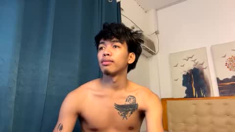 hot_kianxx online show from December 2, 1:55 am