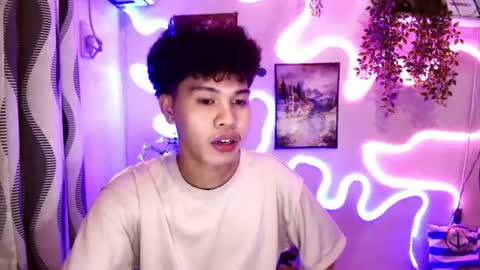 mark online show from July 15, 10:53 am