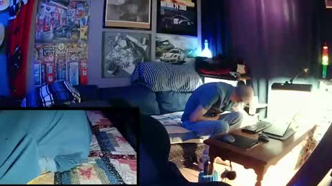 hot_krispy_kreme online show from May 3, 11:11 pm