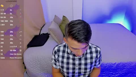 Alejandro online show from April 6, 2:42 am