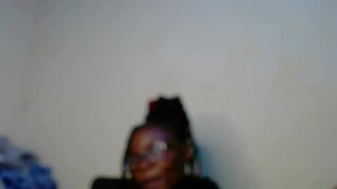 Snapshot of hot_linahh chatting on November 2, 8:06 am Linah online show from November 2, 8:06 am