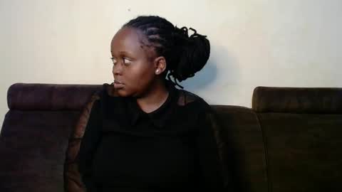 Snapshot of hot_linahh chatting on November 2, 11:07 pm Linah online show from November 2, 11:07 pm