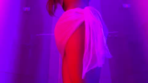  Hot Link  online show from October 27, 12:04 am