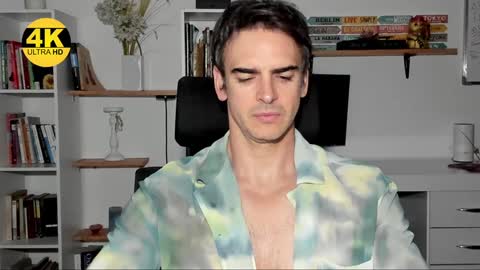 Snapshot of hot_martin25 chatting on December 20, 7:07 pm Martin online show from December 20, 7:07 pm