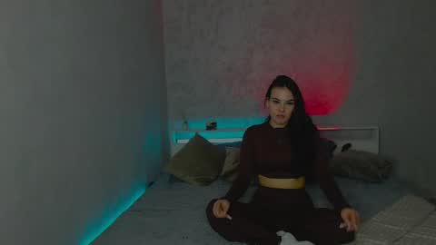 hot_oksi online show from April 7, 7:36 pm