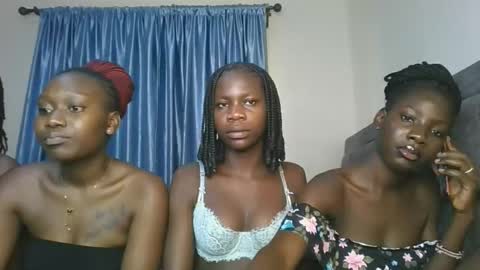 Hot petite online show from December 20, 10:33 am