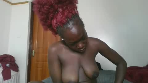 Hot petite online show from March 1, 4:14 am