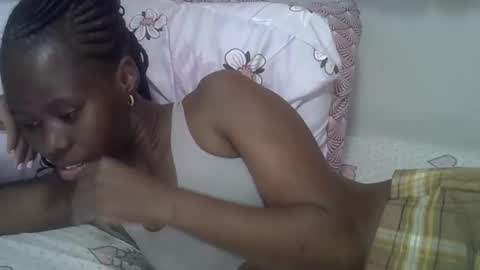 Snapshot of hot_petra2 chatting on May 2, 6:24 pm Daddys doll online show from May 2, 6:24 pm