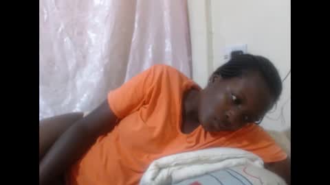 RAYLAH online show from February 27, 2:50 pm