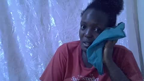 RAYLAH online show from March 20, 4:23 pm