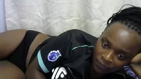 Snapshot of hot_rinah chatting on December 3, 7:01 pm Hot rinah online show from December 3, 7:01 pm