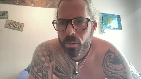 Snapshot of hot_sex83 chatting on December 3, 9:00 am letmedoo2 online show from December 3, 9:00 am