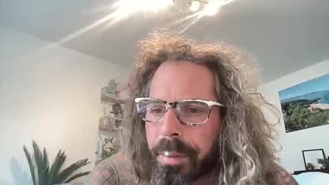 Snapshot of hot_sex83 chatting on December 6, 9:10 am letmedoo2 online show from December 6, 9:10 am