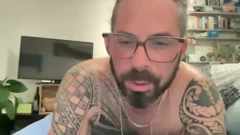 letmedoo2 online show from March 11, 8:37 pm