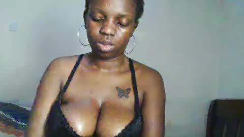 Snapshot of hot_sexxy_baby chatting on May 31, 1:07 pm hot_sexxy_baby online show from May 31, 1:07 pm