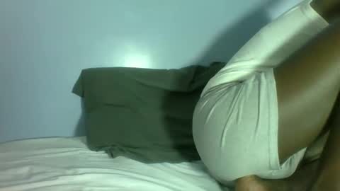 hot_sexykings online show from April 13, 12:54 pm