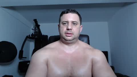 Snapshot of hot_stefano1 chatting on December 27, 5:05 pm Stefano.. online show from December 27, 5:05 pm