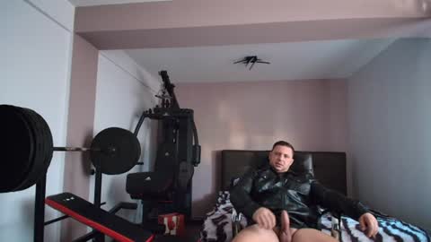 Stefano.. online show from June 27, 4:06 am