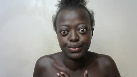 Snapshot of hot_tashaa chatting on May 5, 10:07 pm hot_tashaa online show from May 5, 10:07 pm