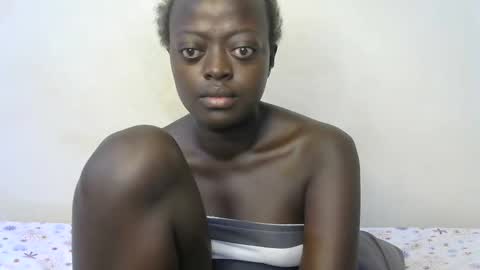 Snapshot of hot_tashaa chatting on May 7, 10:26 pm hot_tashaa online show from May 7, 10:26 pm