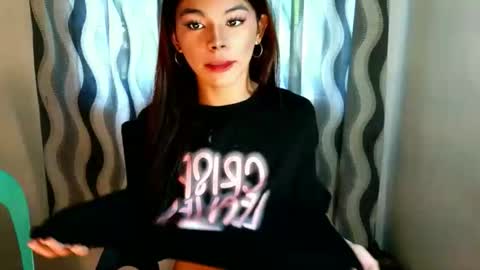 Yanna online show from April 9, 3:17 am