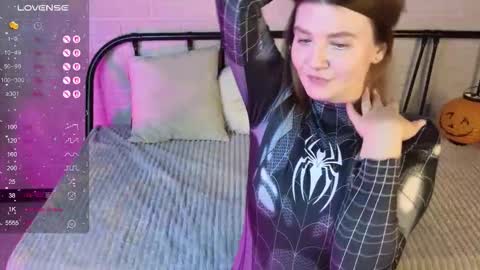 hotaleksaa online show from November 6, 2:12 am