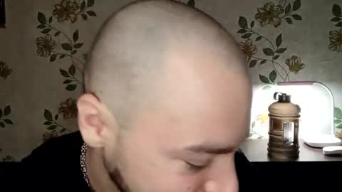 Snapshot of hotalphawolfxx chatting on February 20, 10:54 pm Kristiyan online show from February 20, 10:54 pm