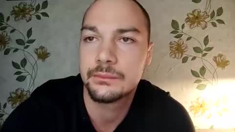 Snapshot of hotalphawolfxx chatting on March 1, 12:23 am Kristiyan online show from March 1, 12:23 am