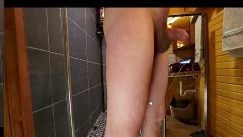 hotandhandy96 online show from February 25, 6:23 am