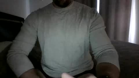 hotandhard123321 online show from April 2, 10:46 am