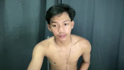 hotasian_jerome online show from April 2, 6:33 am
