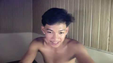 Snapshot of hotasian_jerome chatting on April 29, 1:26 pm hotasian_jerome online show from April 29, 1:26 pm